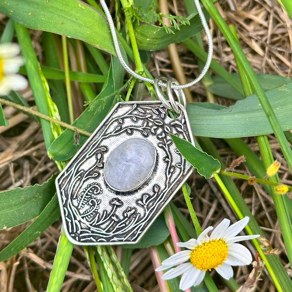 🌿Whimsical Forest Fairy Mushroom Woodland Garden 925 Sterling Silver Necklace🌿